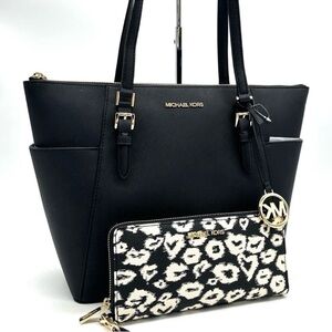 Michael Kors Large Charlotte Tote Bag & Large Continental Wallet Wristlet Black